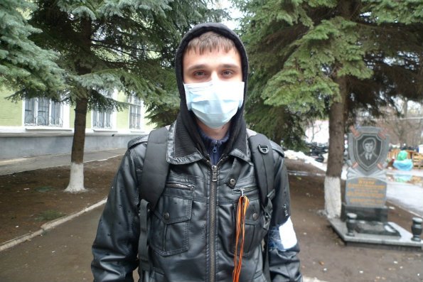 Γι' αυτές τις κορδέλες γίνεται ο πόλεμος στην Ουκρανία -Το σύμβολο που μισούν οι Ουκρανοί εθνικιστές [εικόνες] | iefimerida.gr 1