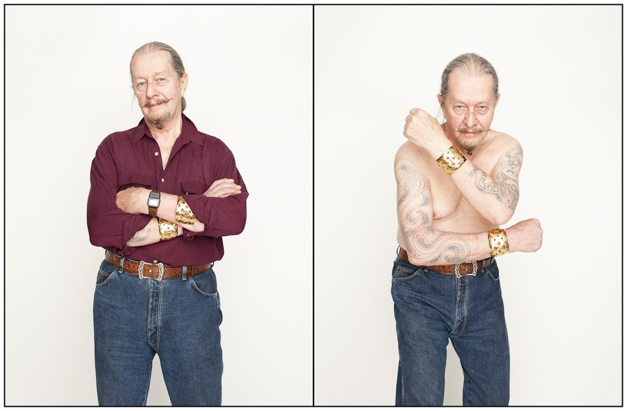 Ιδού πως είναι οι συνηθισμένοι άνθρωποι όταν γδύνονται -Αφθονη σάρκα και πολύχρωμα τατουάζ  [εικόνες] | iefimerida.gr 0