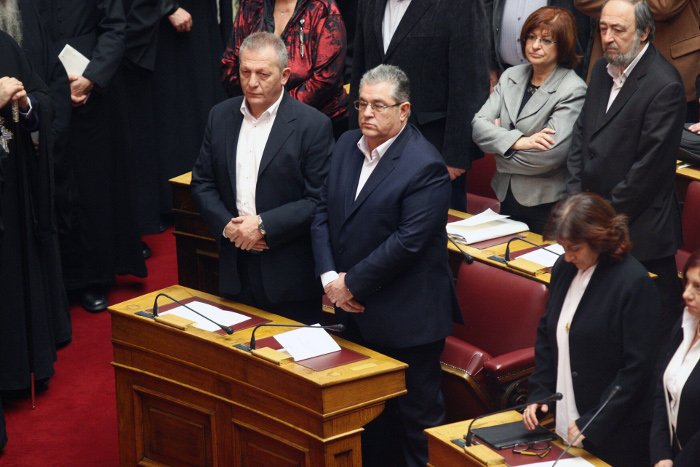 Καρέ-καρέ η ορκωμοσία της νέας Βουλής -Οι τρεις όρκοι και ο απών [εικόνες & βίντεο] | iefimerida.gr 26