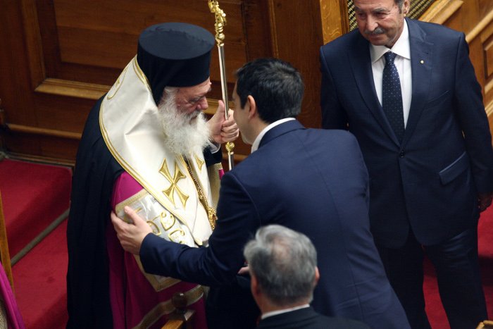 Καρέ-καρέ η ορκωμοσία της νέας Βουλής -Οι τρεις όρκοι και ο απών [εικόνες & βίντεο] | iefimerida.gr 25