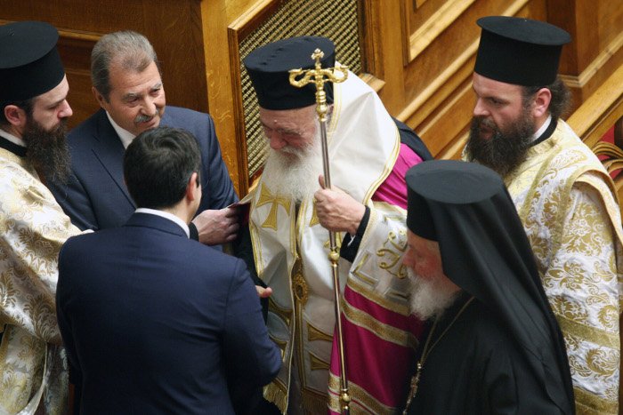 Καρέ-καρέ η ορκωμοσία της νέας Βουλής -Οι τρεις όρκοι και ο απών [εικόνες & βίντεο] | iefimerida.gr 32