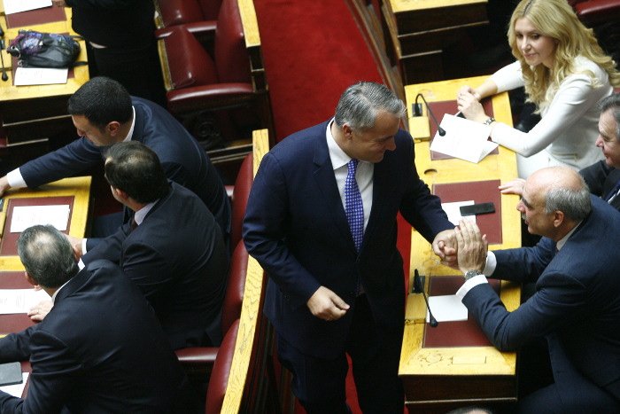 Καρέ-καρέ η ορκωμοσία της νέας Βουλής -Οι τρεις όρκοι και ο απών [εικόνες & βίντεο] | iefimerida.gr 12