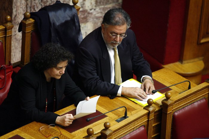 Καρέ-καρέ η ορκωμοσία της νέας Βουλής -Οι τρεις όρκοι και ο απών [εικόνες & βίντεο] | iefimerida.gr 20