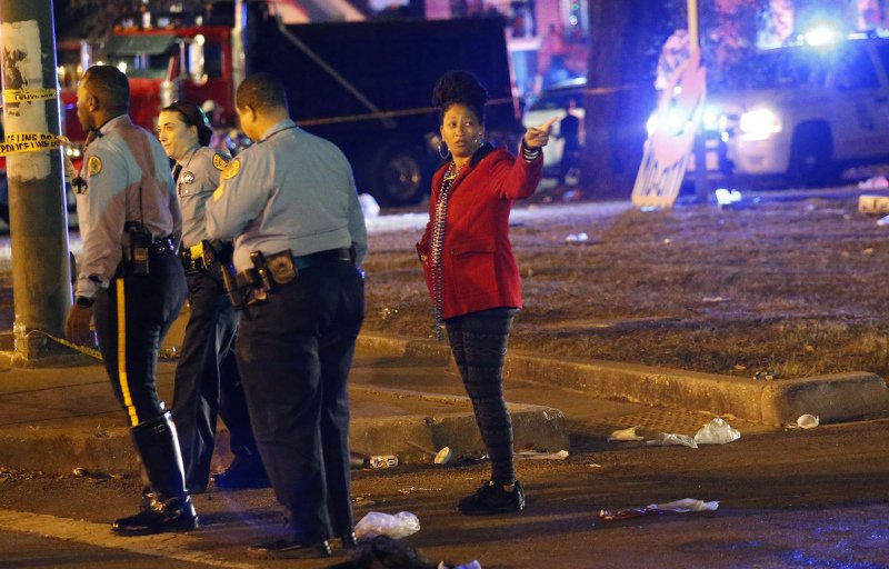 Νέα Ορλεάνη: Μεθυσμένος οδηγός έπεσε πάνω σε πλήθος -28 τραυματίες, οι 12 σοβαρά [εικόνες & βίντεο] | iefimerida.gr 0