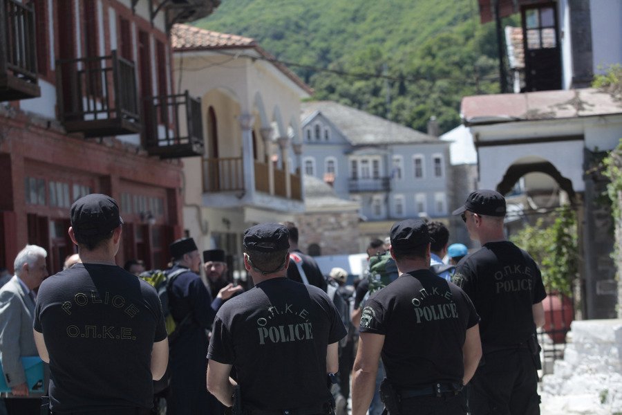 Στο Αγιο Ορος σήμερα ο Βλαντιμίρ Πούτιν -Δρακόντεια τα μέτρα | iefimerida.gr 4