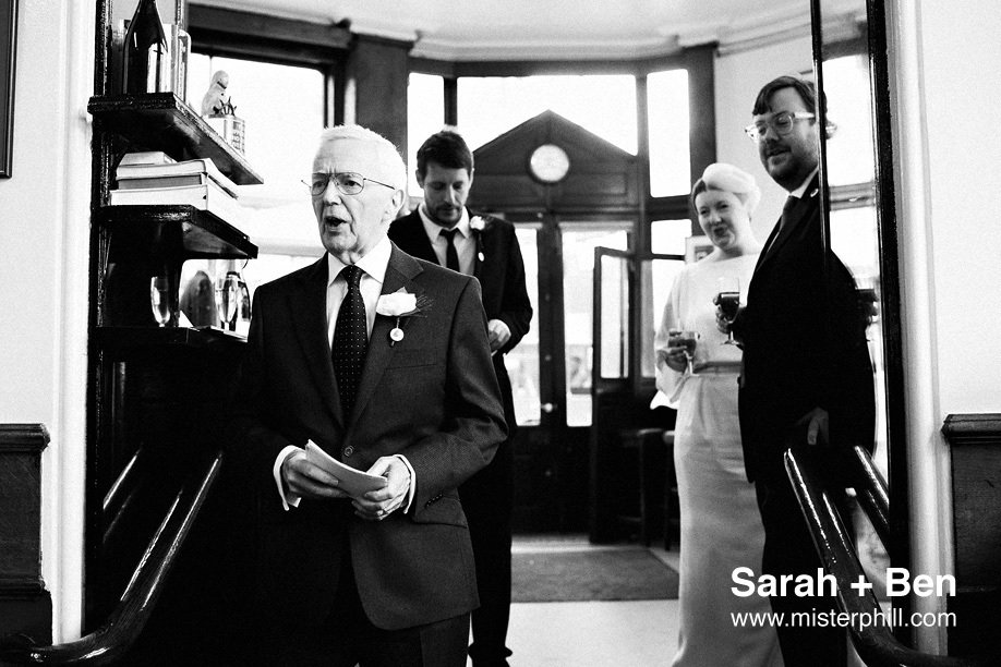 Φάτε όστρακα στο στέκι των γκάνγκστερ -Το αρχαιότερο λονδρέζικο εστιατόριο - Από το 1889 [εικόνες]   | iefimerida.gr 6