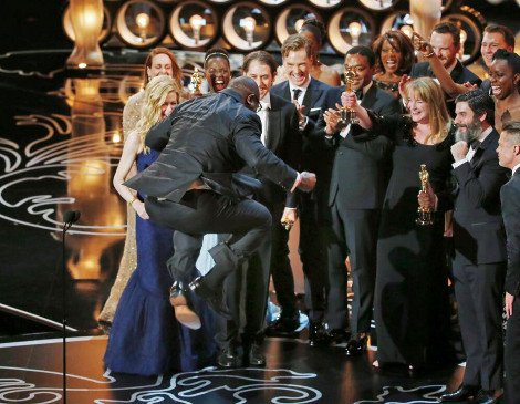 Oσκαρ 2014: Καλύτερη ταινία το «12 χρόνια σκλάβος» -Σάρωσε το Gravity [εικόνες] | iefimerida.gr 1