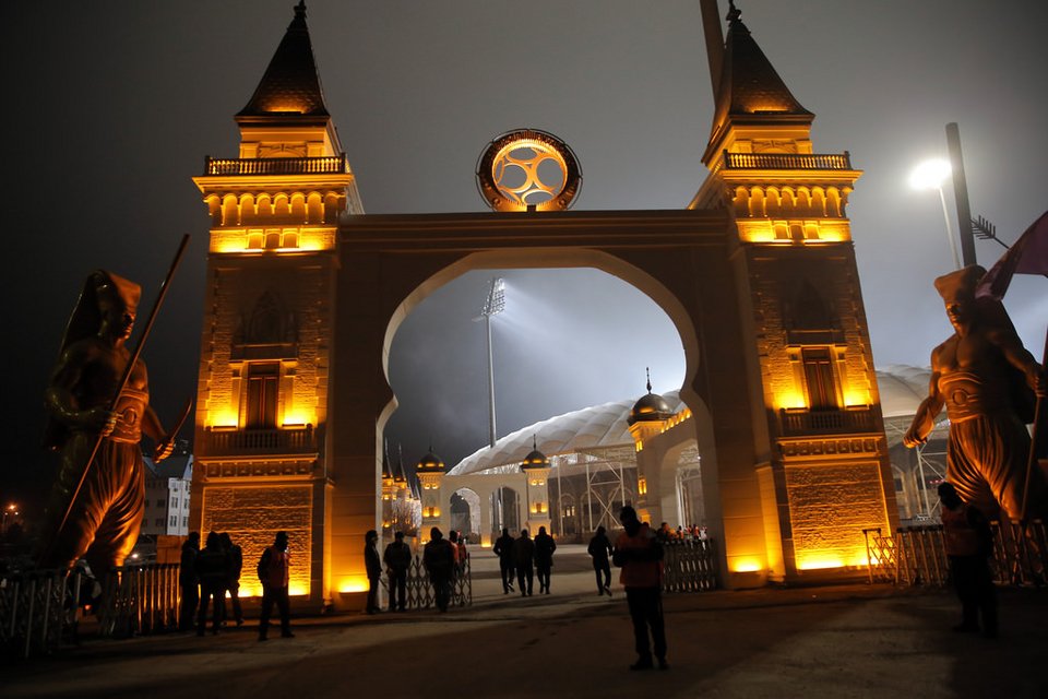 Χαντζάρες, οθωμανοί, εθνικισμός: Tο απίστευτο γήπεδο της Αγκυρας όπου μάχεται απόψε ο Ολυμπιακός [εικόνες]  | iefimerida.gr 0