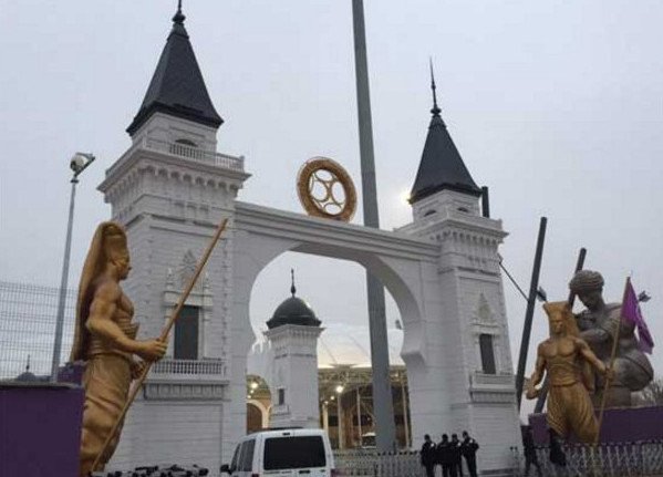 Χαντζάρες, οθωμανοί, εθνικισμός: Tο απίστευτο γήπεδο της Αγκυρας όπου μάχεται απόψε ο Ολυμπιακός [εικόνες]  | iefimerida.gr 9