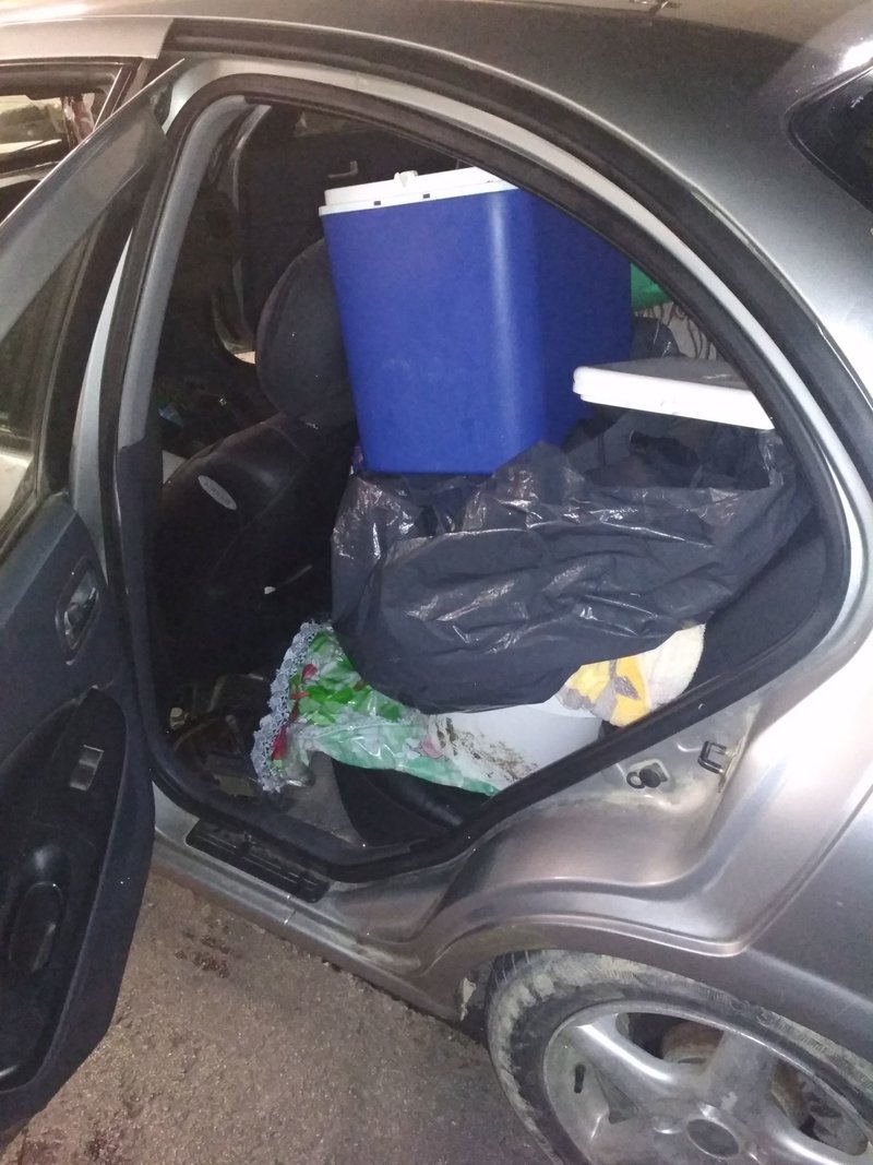 Καβάλα: 60χρονος είχε 207 κιλά όστρακα σε κουβάδες, μέσα σε αυτοκίνητο [εικόνες] | iefimerida.gr 2