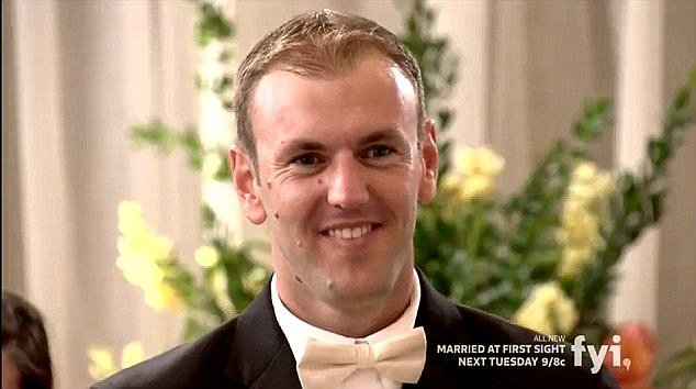 Νοσοκόμα κουράστηκε από τα πολλά «όχι» και παντρεύτηκε τον πρώτο τυχόντα [εικόνες] | iefimerida.gr 4