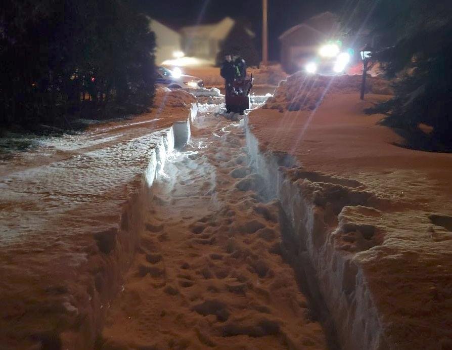 Καναδάς: Ηλικιωμένος πέρασε το χειμώνα εγκλωβισμένος στο σπίτι του από το χιόνι – Επέζησε με κονσέρβες [εικόνες & βίντεο]  | iefimerida.gr 0