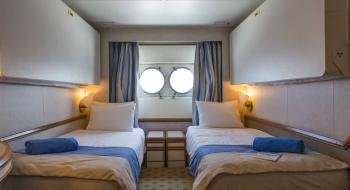 Εφτασε στο λιμάνι του Πειραιά το κρουαζιερόπλοιο που θα φιλοξενήσει τους πλημμυροπαθείς [εικόνες] | iefimerida.gr 3