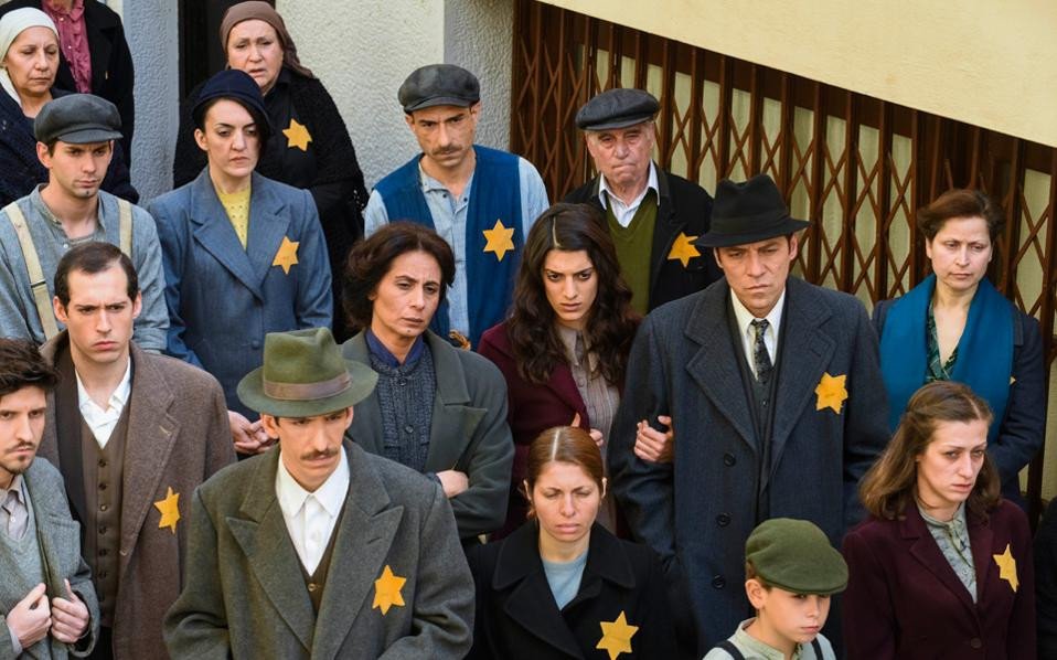 Στα γυρίσματα της ταινίας «Ουζερί Τσιτσάνης» [βίντεο & εικόνες] | iefimerida.gr 6