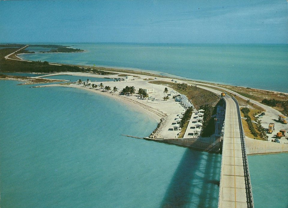 Διασχίζοντας τον ωκεανό με αυτοκίνητο: Μία λεωφόρος πάνω από τον Ατλαντικό [εικόνες] | iefimerida.gr 5