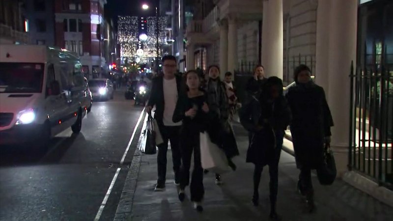 Λήξη συναγερμού στο Λονδίνο -Τρόμος στην καρδιά της βρετανικής πρωτεύουσας [εικόνες & βίντεο] | iefimerida.gr 1