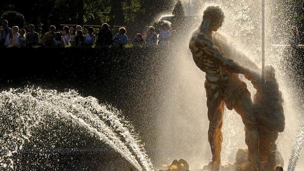 Αγία Πετρούπολη: Η ωραιότερη, πιο ενδιαφέρουσα και με υψηλό βιοτικό επίπεδο πόλη της Ευρώπης για να ζει κανείς [εικόνες] | iefimerida.gr 8