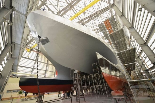 Και η Ταϊβαν αποκτά το δικό της υπερόπλο -Το νέο πλοίo που απειλεί τα αεροπλανοφόρα της Κίνας [εικόνες] | iefimerida.gr 0