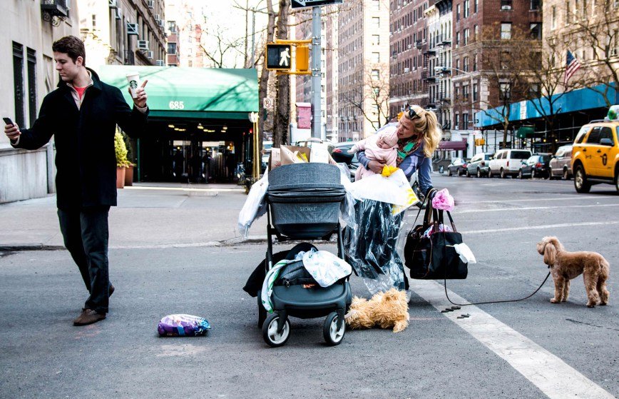 Η ζωή μετά το γάμο -Κουράζει, νυστάζει, απαυδεί: Μια φωτογράφος το καταγράφει κυριολεκτικά [εικόνες] | iefimerida.gr 1