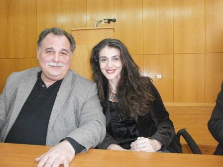 Από τη σκηνή στη δημαρχία: Υποψήφια με το ΣΥΡΙΖΑ στην Τρίπολη η ηθοποιός Αντωνία Γιαννούλη [εικόνες] | iefimerida.gr 1