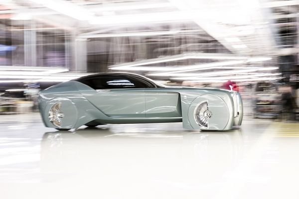 Rolls Royce «Vision Next 100» - ένα φιλόδοξο όραμα για το μέλλον [εικόνες&βίντεο] | iefimerida.gr 3
