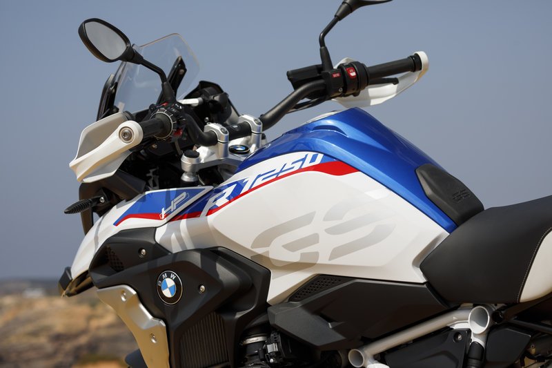 Οι νέες BMW R 1250 GS και BMW R 1250 RT [εικόνες] | iefimerida.gr 9
