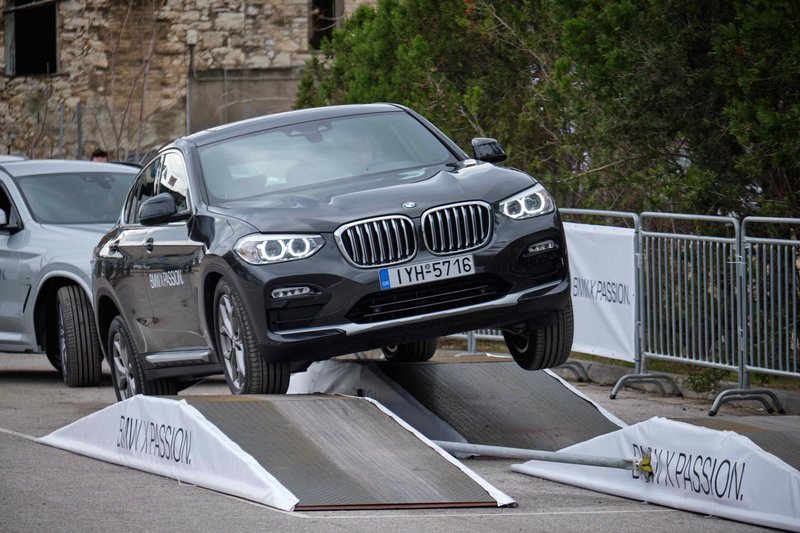 Η Αθήνα υποδέχθηκε με ενθουσιασμό το BMW X Passion [εικόνες] | iefimerida.gr 3