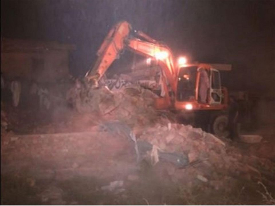  Τραγωδία στο Πακιστάν: Κατέρρευσε εργοστάσιο -Τουλάχιστον 18 νεκροί [εικόνες]       | iefimerida.gr 0