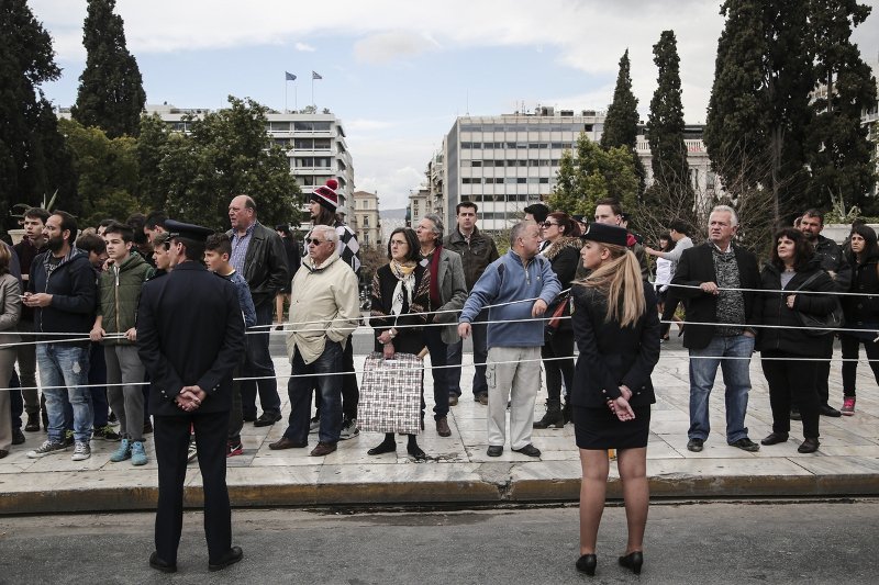 Η μαθητική παρέλαση της Αθήνας σε 15 καρέ [εικόνες] | iefimerida.gr 1