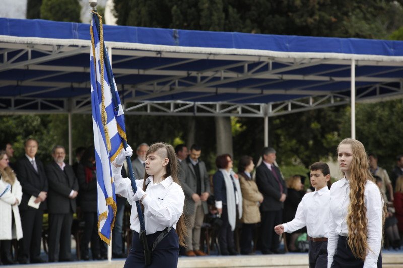 Η μαθητική παρέλαση της Αθήνας σε 15 καρέ [εικόνες] | iefimerida.gr 8