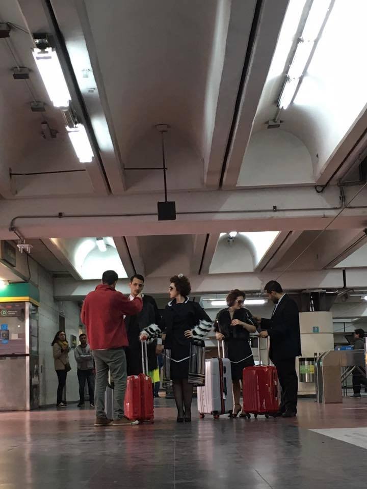 Αργεντινή: O διευθυντής ορχήστρας που παρουσιάζει όπερα σε Μετρό και ψυχιατρεία [εικόνες] | iefimerida.gr 5