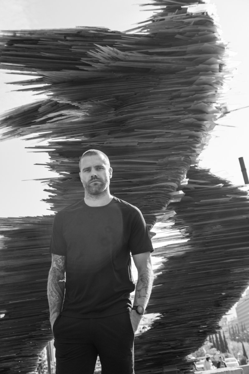 Ο πρεσβευτής του οίκου Paco Rabanne, Nick Youngquest, στον Αυθεντικό Μαραθώνιο της Αθήνας [εικόνες]  | iefimerida.gr 3