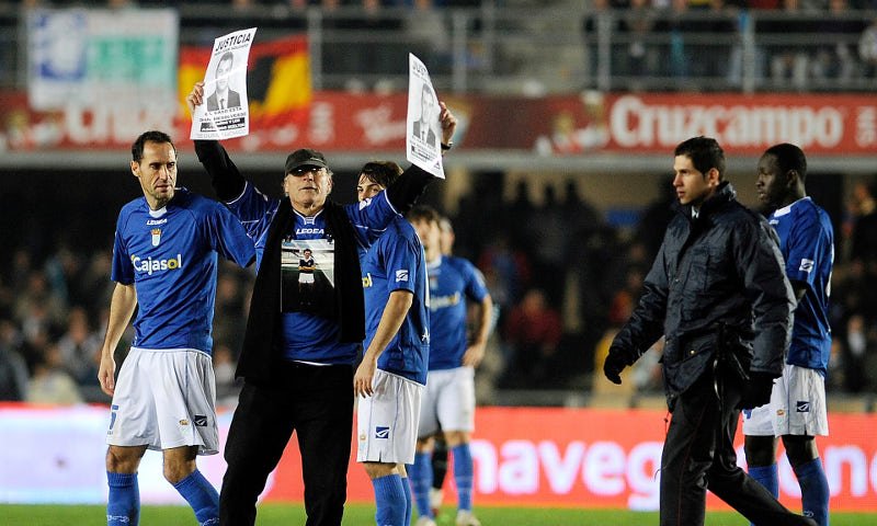 Ο «πατέρας κουράγιο» -Η ιστορία του άνδρα που μπήκε στον υπόκοσμο ψάχνοντας τους δολοφόνους του γιου του [εικόνες] | iefimerida.gr 0