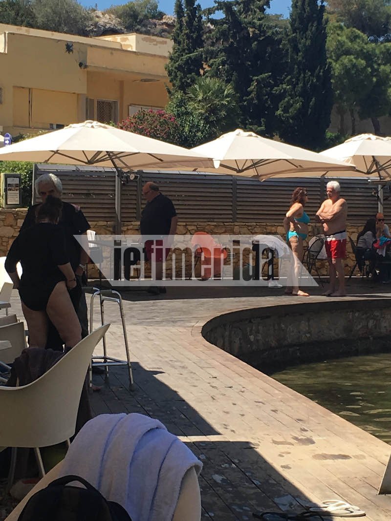 Με κόκκινο σορτσάκι και αθλητικά ο Πάγκαλος στη λίμνη Βουλιαγμένης [εικόνες] | iefimerida.gr 1