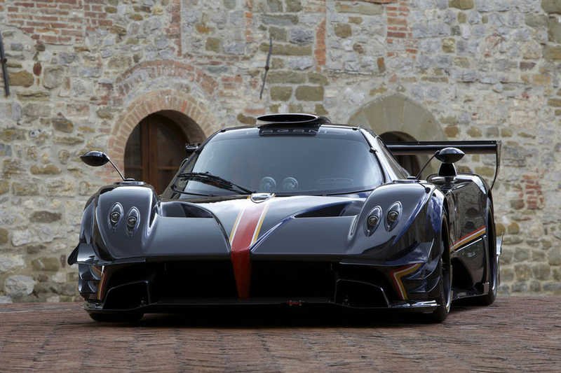 Pagani Zonda Revolucion: 800 ίπποι προς 2,2 εκατομμύρια ευρώ. Συν τους φόρους | iefimerida.gr 0