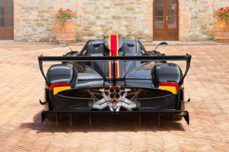 Pagani Zonda Revolucion: 800 ίπποι προς 2,2 εκατομμύρια ευρώ. Συν τους φόρους | iefimerida.gr 3
