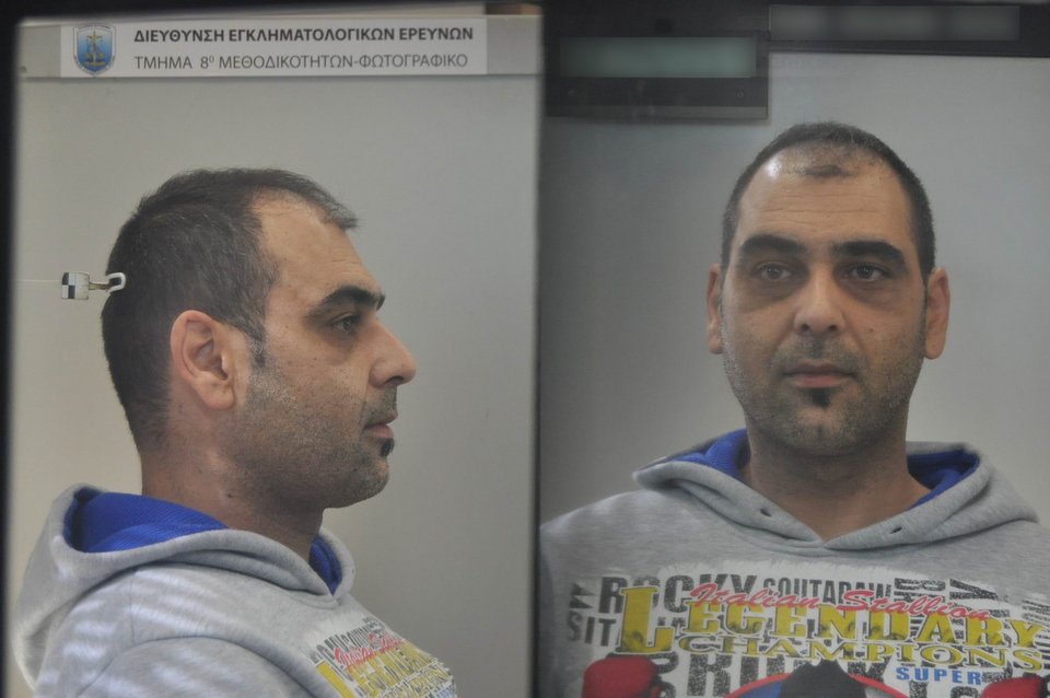 Σοκάρουν οι φωτογραφίες του 40χρονου παιδόφιλου με το βαν που έδωσε η αστυνομία [εικόνες] | iefimerida.gr 1