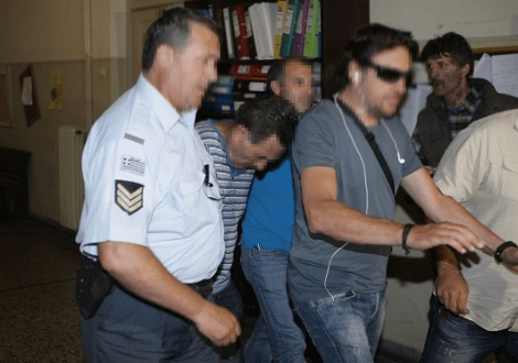 Προφυλακίστηκε ο φερόμενος παιδεραστής από την Κρήτη - Δεν αρνήθηκε τις κατηγορίες στην απολογία [εικόνες] | iefimerida.gr 1