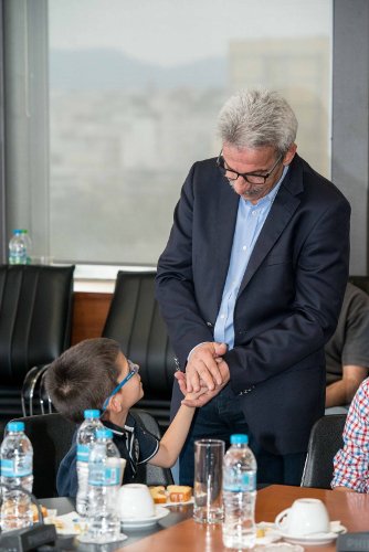 H EΛ.ΑΣ. βράβευσε μικρούς ζωγράφους -Πρώτευσαν σε διαγωνισμό για την οδική βοήθεια [εικόνες] | iefimerida.gr 0