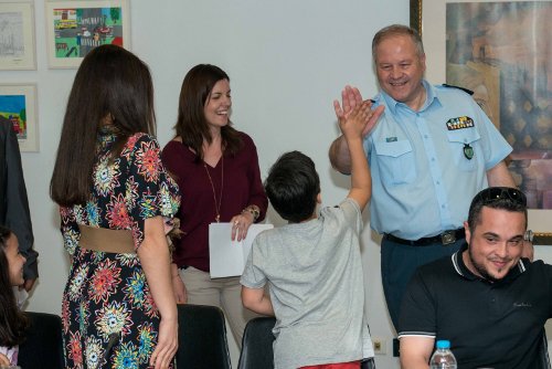 H EΛ.ΑΣ. βράβευσε μικρούς ζωγράφους -Πρώτευσαν σε διαγωνισμό για την οδική βοήθεια [εικόνες] | iefimerida.gr 2