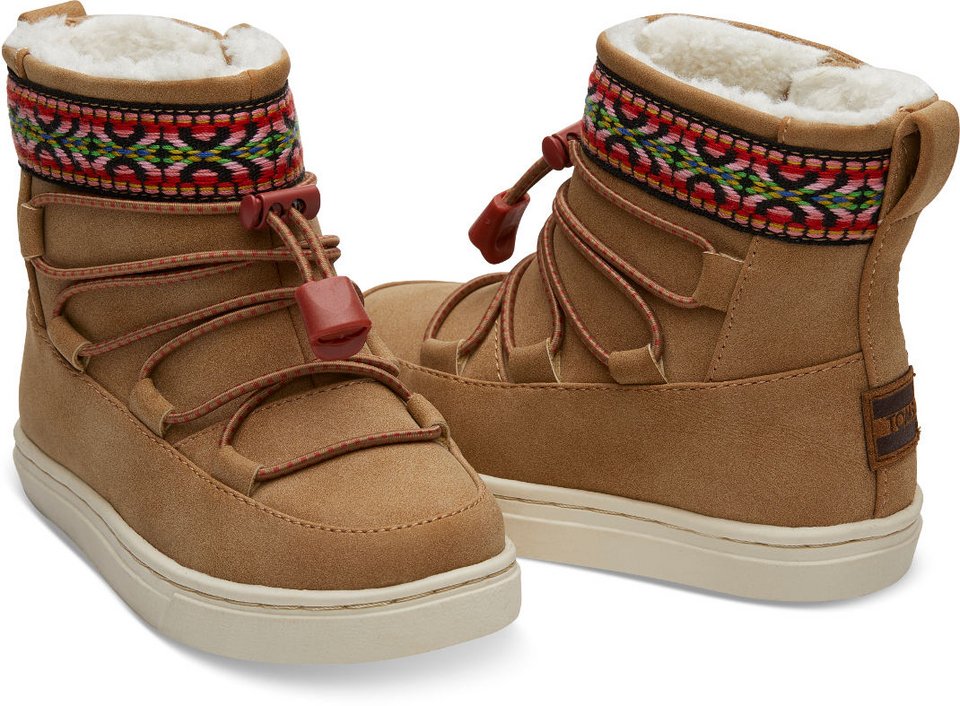 Γούνινα, μάλλινα, δερμάτινα -Τα TOMS «φόρεσαν» τα χειμωνιάτικά τους [εικόνες] | iefimerida.gr 38