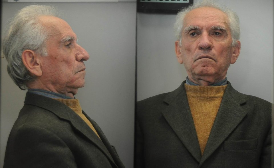 Αυτός είναι ο 77χρονος που συνελήφθη για ασέλγεια ανηλίκου -Εξω από ξενοδοχείο στην Ομόνοια με 12χρονη [εικόνες] | iefimerida.gr 0