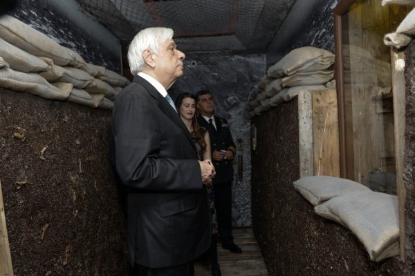 Παυλόπουλος: Η ιστορία μας διασώθηκε γιατί υπήρξαν άνθρωποι που αφιέρωσαν τη ζωή τους γι’ αυτό [εικόνες] | iefimerida.gr 7