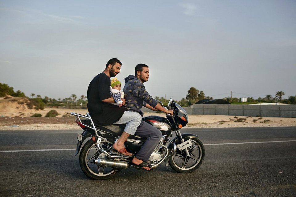 Πώς ζουν στην Παλαιστίνη -Φευγαλέες στιγμές καλοπέρασης και ξεγνοιασιάς [εικόνες] | iefimerida.gr 10