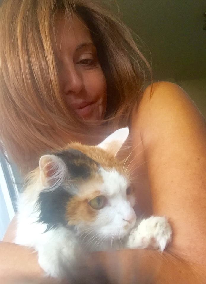 Αλεξάνδρα Παλαιολόγου: Βρήκα το γατάκι μου ετοιμοθάνατο, είχε AIDS [εικόνες] | iefimerida.gr 0