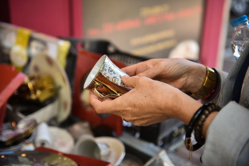 Ενα κλικ στα παλαιοπωλεία της Αθήνας -Ευκαιρίες και άχρηστα αντικείμενα στους πάγκους [εικόνες]  | iefimerida.gr 6