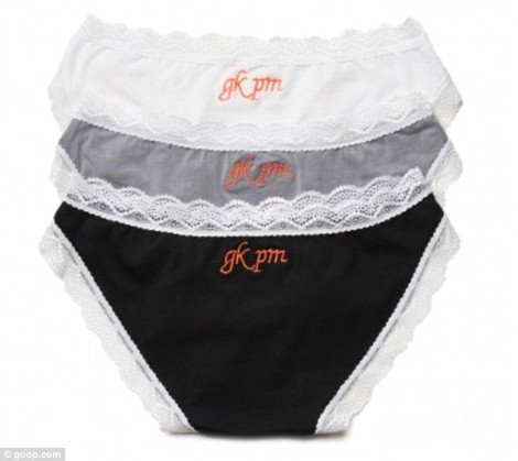 Ετσι ξεπερνάει το διαζύγιο η Γκουίνεθ Πάλτροου: Βγάζει στο «σφυρί» τα εσώρουχα από τον γάμο της [εικόνες] | iefimerida.gr 0