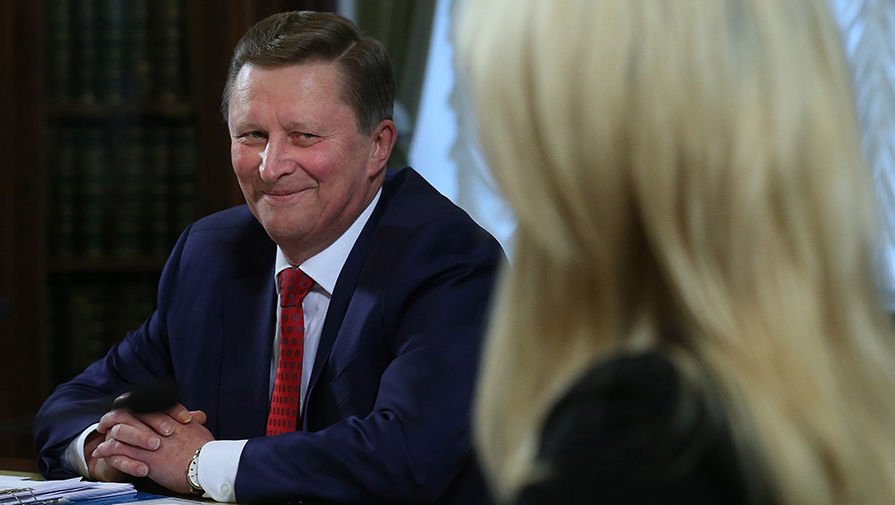 Η Πάμελα Αντερσον πήγε στο Κρεμλίνο -«Χάζεψε» το δεξί χέρι του Πούτιν με την ηθοποιό [εικόνες] | iefimerida.gr 4