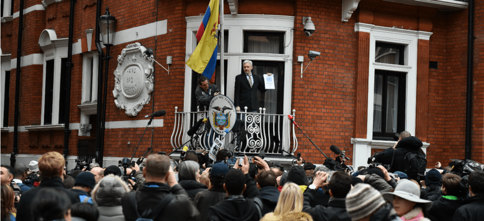 Πάμελα για τον Τζούλια Ασάνζ -«Κανένας από τους συζύγους και εραστές μου δεν τον φτάνει» [εικόνες] | iefimerida.gr 2