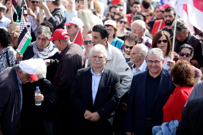 Απροσπέλαστη η Αθήνα λόγω Πρωτομαγιάς: Κλειστοί δρόμοι -Σε εξέλιξη οι πορείες του ΠΑΜΕ και των ΓΣΕΕ-ΑΔΕΔΥ [εικόνες] | iefimerida.gr 13